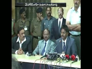 Sambasiva Rao as the police boss - Sakshi