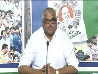 Chandrababu naidu cheating people on ap growth rate, says botsa satyanarayana - Sakshi