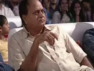 sr. tollywood acter chalapathi rao's comments on girls - Sakshi
