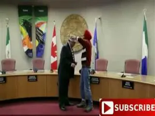 canadian mayor wears turban, does the bhangra In video viral - Sakshi