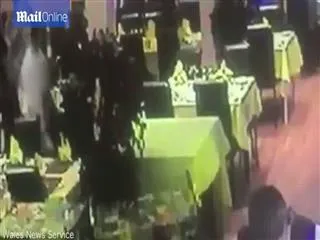 Shocking moment customer is blinded by Indian restaurant chef - Sakshi