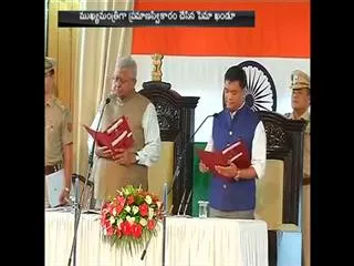 Pema Khandu Takes Oath As Arunachal Chief Minister - Sakshi