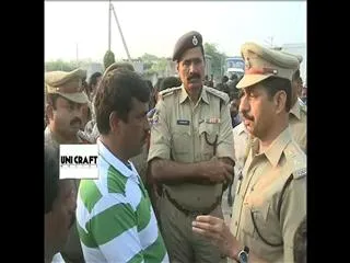 karimnagar Police held cardon and search operation in city - Sakshi