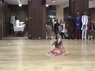 Over 6 Million Views For Indian Bride's Sangeet Performance - Sakshi