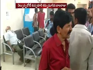 Man killed with No cash - Sakshi