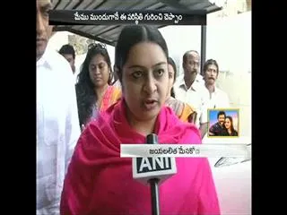 Sasikala, Panneerselvam, Deepa: Who's who in Tamil Nadu political crisis - Sakshi