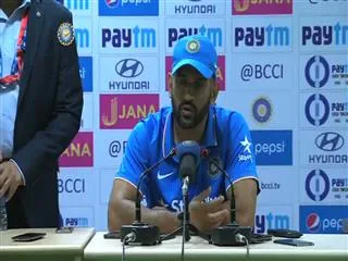 Job of a finisher is one of the toughest, mahendra singh Dhoni - Sakshi