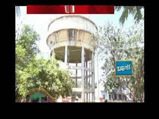 Youth Dead Body Found in Overhead Water Tank at Nellore - Sakshi