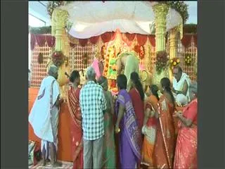 ticket rates high in vijayawada durgamma temple - Sakshi