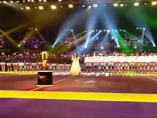Complaint lodged agnst Sunny Leone fr incorrectly singing India's National Anthem - Sakshi