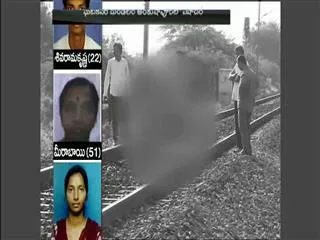 DE satyanarayana family commits suicide in ankushapur - Sakshi