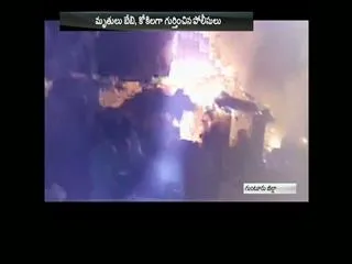 fire accident in guntur district edlapadu two child burned - Sakshi