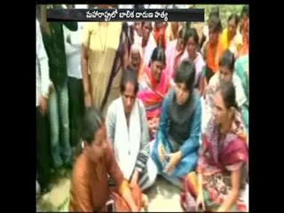 Gang rape on a girl and killed in maharastra - Sakshi