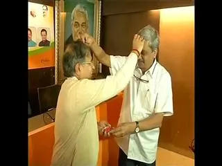 Supreme Court agrees to Congress petition on Manohar Parrikar - Sakshi