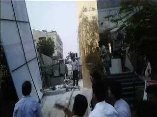 electric shock in shopping mall opening in guntur lakshmipuram one died - Sakshi