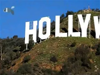 Hollywood sign vandalized - Sakshi