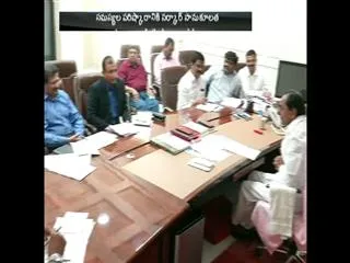 Announcement will soon on Home Guard issues - Sakshi