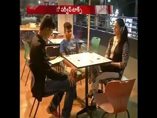 Consumers get a free hand on hotel service charge payout - Sakshi