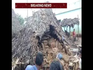 couple killed in house collapse - Sakshi