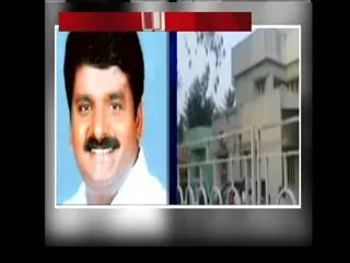 Income tax officials raid minister Vijayabaskar properties - Sakshi