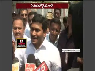 YS Jagan casts his vote in local body mlc elections in jammalamadugu - Sakshi