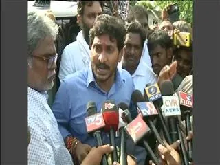 chandra babu is committing hundred mistakes like shishupal, says ys jagan mohan reddy - Sakshi