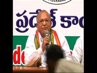 Former Central Minister Jaipal Reddy Fires On CM KCR - Sakshi