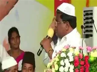 MLA Jaleel khan sentational comments in vijayawada - Sakshi