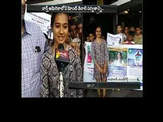 mountaineer jahnavi reach hyderabad - Sakshi