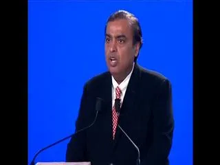 New RelJio users from Dec 4 will get data, voice, video free till March 31: Mukesh Ambani - Sakshi
