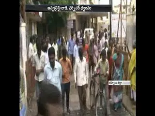 man dies in road accident in kurnool - Sakshi