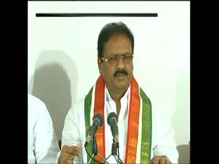 TS congress leaders takes on cm kcr - Sakshi