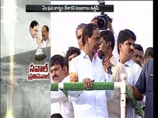 challenge and every challenge between CM KCR and Uttam  Kumar Over Telangana projects - Sakshi
