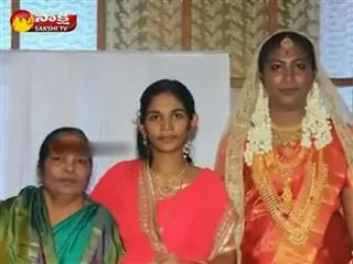 kerala groom watches his own marriage online from saudi arabia - Sakshi