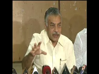 former mp yarlagadda lakshmi prasad slams ap govt over Government orders - Sakshi