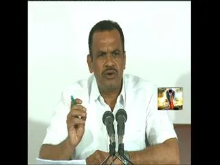 komatireddy venkatreddy takes on kcr - Sakshi
