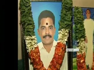 Muni Koti dies with Suicide for AP Special Status completes one year - Sakshi
