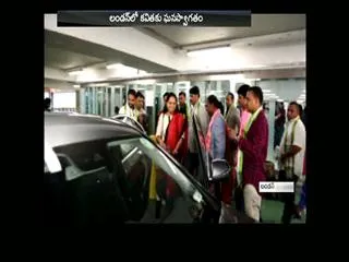 batukamma celebrations in landon - Sakshi