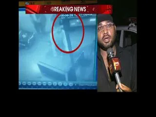 Youngster attack on Jubilee hills club at Jubliee hills - Sakshi