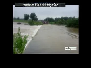 Manjira river stream man missing in medak district - Sakshi