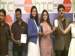 HTC U Ultra on sale in India, priced at Rs 59990: Specifications, features - Sakshi