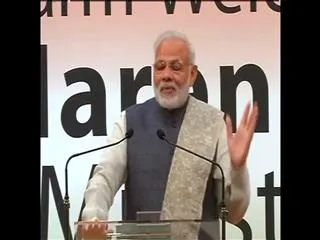 will not leave tax evaders at any cost, say narendra modi - Sakshi