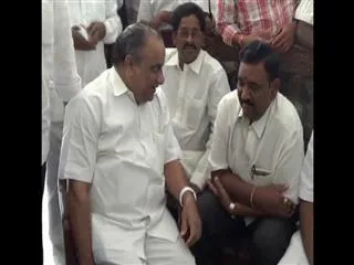 mudragada padmanabham writes letter to chandrababu on kapu reservation - Sakshi