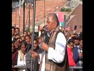 akhilesh was of two years when i floated the party, says mulayam singh yadav - Sakshi