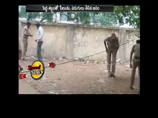 cooker bomb blasts near court complex in nellore - Sakshi