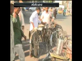 demonetisation effect: labour migration to villages from cities - Sakshi