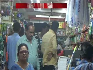 bursting of adulterated edible oil in kamareddy district - Sakshi