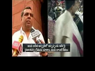 Paresh Rawal laud Jayalalithaa's magnetic personality - Sakshi