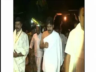 Power Star Pawan Kalyan Visits Tirumala Temple - Sakshi
