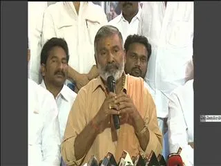 Chandrababu should clarify on polavaram project budget, says peddireddy - Sakshi